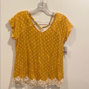 Polka dot and lace t-shirt